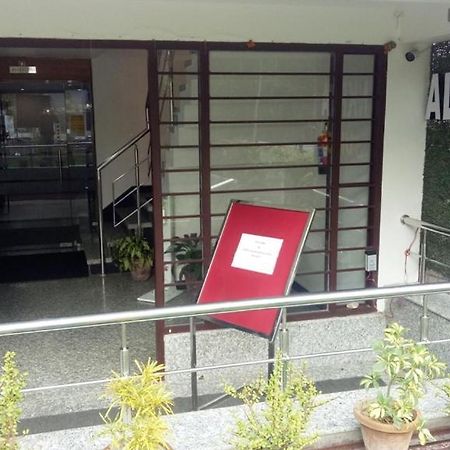 Alankrita Suites & Party Halls 메루트 외부 사진