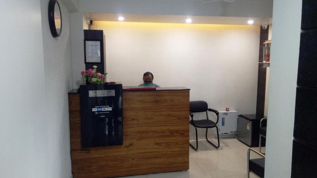 Alankrita Suites & Party Halls 메루트 외부 사진
