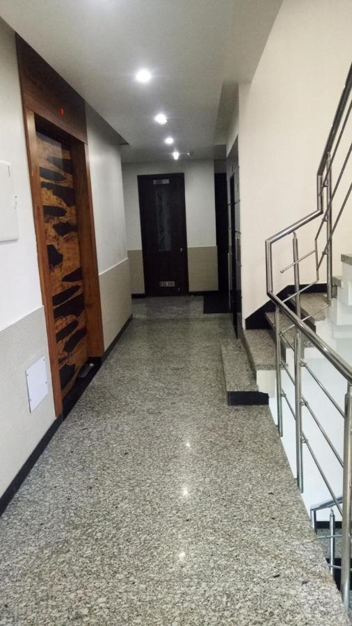 Alankrita Suites & Party Halls 메루트 외부 사진