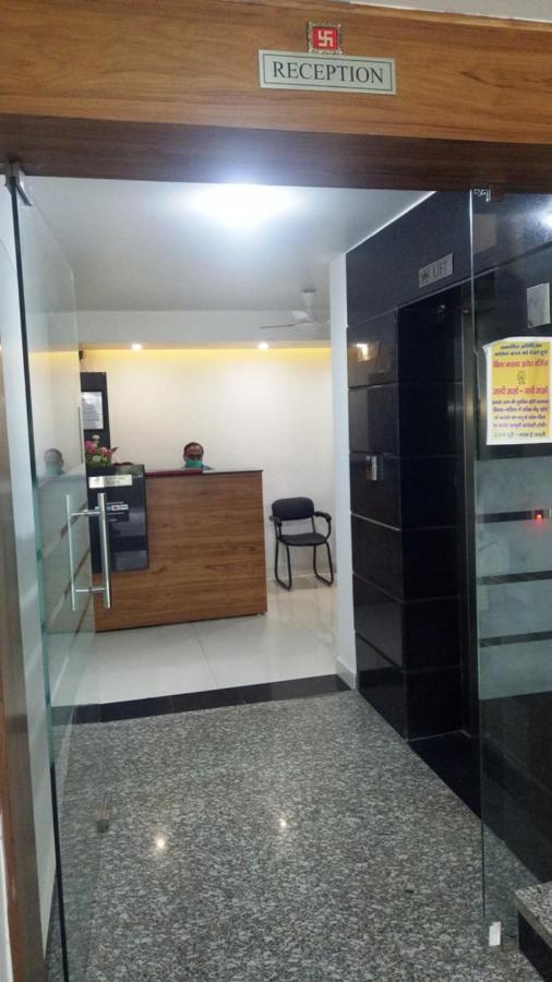 Alankrita Suites & Party Halls 메루트 외부 사진